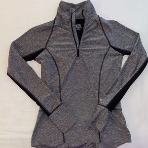 CHAMPION LONG SLEEVE SPORTS ACTIVE WEAR SHIRT